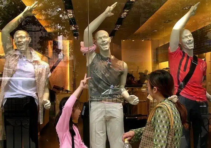 15 ужасных манекенов, которые абсолютно точно не должны были появиться в магазине