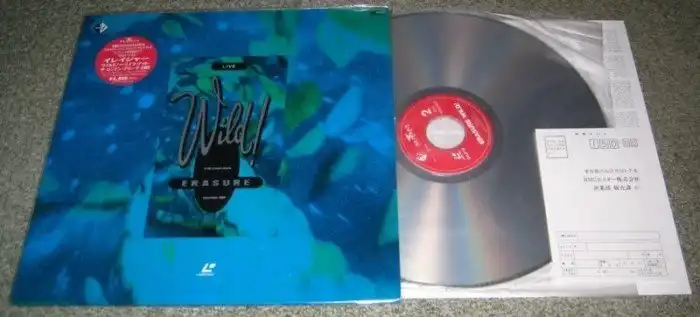 Как появился первый компакт-диск?