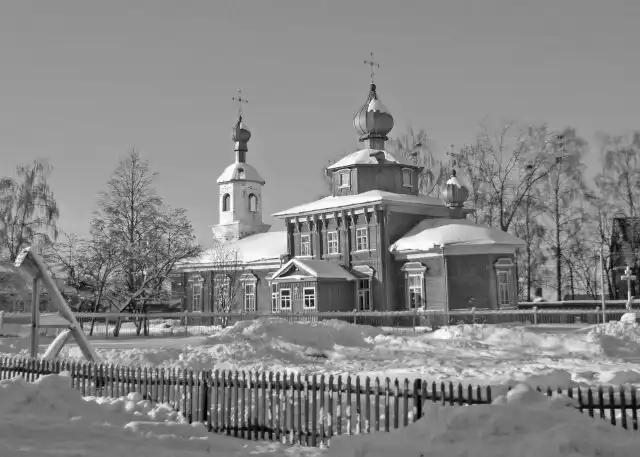 Обновление старинных храмов "по-современному"