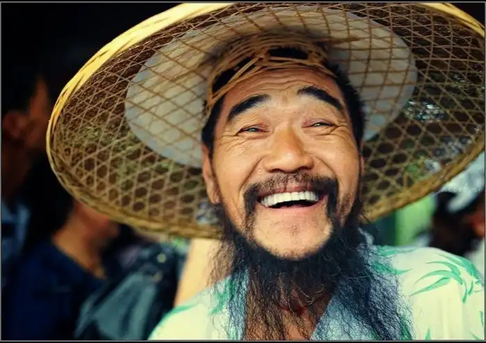 Жизнь в Китае, как она есть: темные и светлые факты про Поднебесную, которые вас поразят