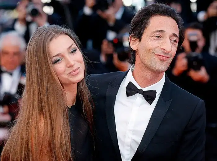 Русские девушки звёзд Голливуда