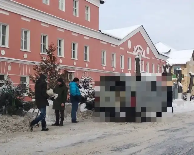 Креативный способ вывоза снега в Богородицке