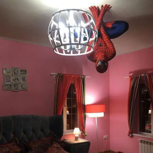 Москвичка лишилась невинности на аттракционе и требует компенсацию в 100 тысяч рублей