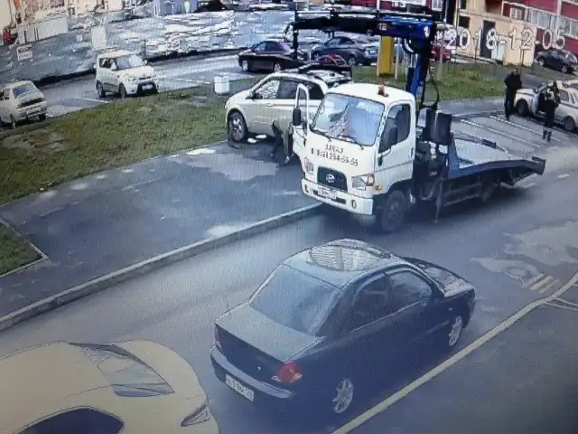 Как нужно поступать с обнаглевшими автолюбителями, которые паркуются, где хотят