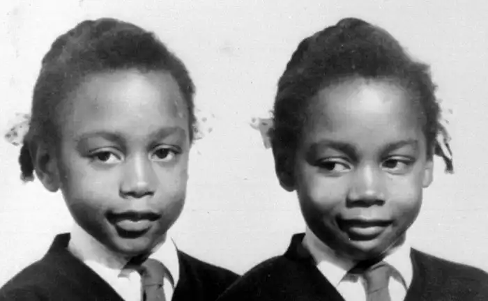 Загадка Тихих близнецов: как особый язык привел сестер к трагедии