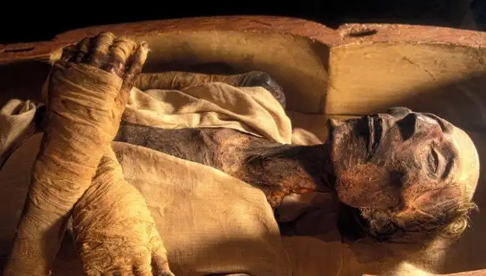 Развенчиваем мистические теории вокруг археологических артефактов