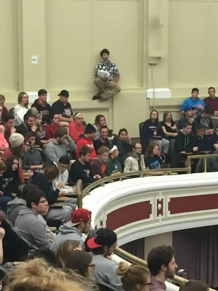 И без мыла пролезут: как действуют настоящие ниндзя, когда нет свободного места