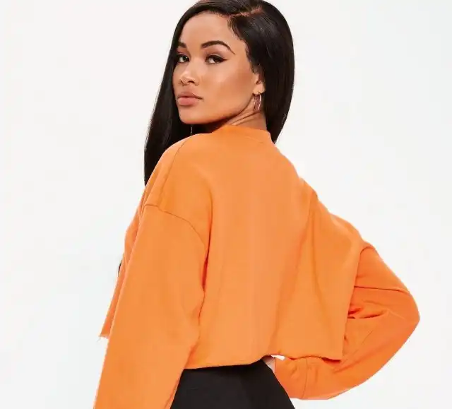 Откровенные "шорты" для катания на велосипеде