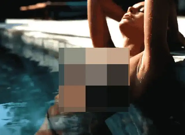 Гифки с очаровательными девушками