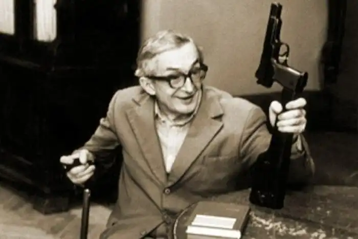 Как Игорь Стечкин доказал комиссии, что его пистолет стреляет?