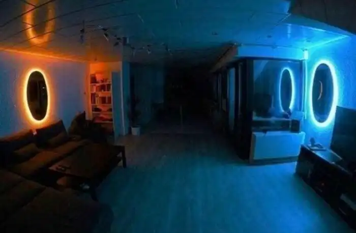 15 фото с эффектом зеркального коридора, способных дезориентировать в пространстве