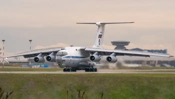 В чем разница между верхним и нижним расположением крыла?