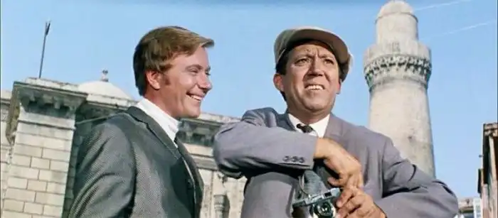 «Бриллиантовой руке» 50 лет! Редкие фотографии со съемок любимого фильма