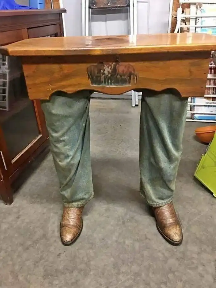 20 очень странных вещей из комиссионки, которые никто не торопится покупать