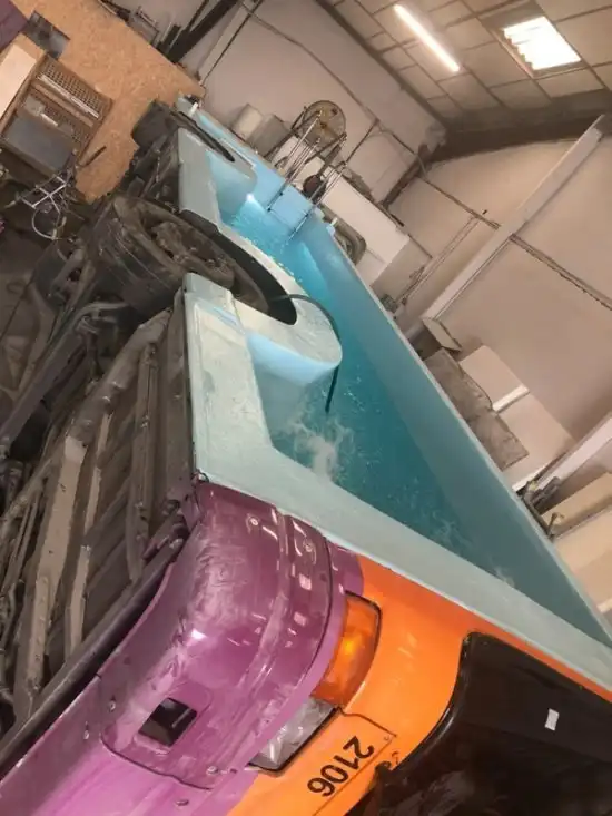 Во что можно превратить старый автобус?