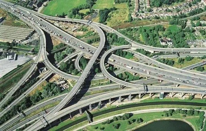 Будущее давно наступило, а мы не заметили: Дорожные развязки