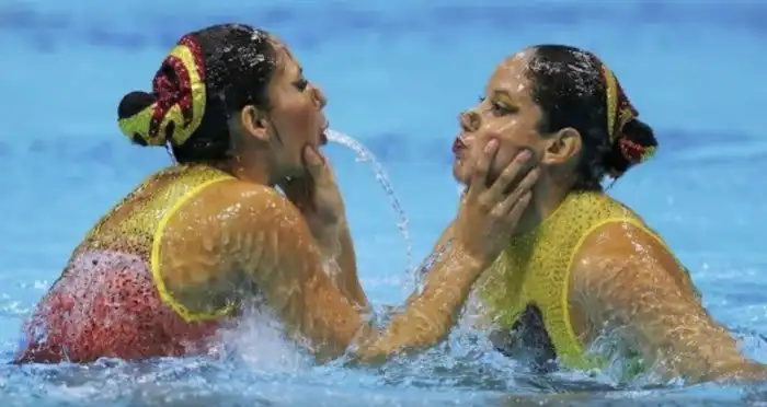 15 забавных спортивных кадров, которые захочешь - не повторишь