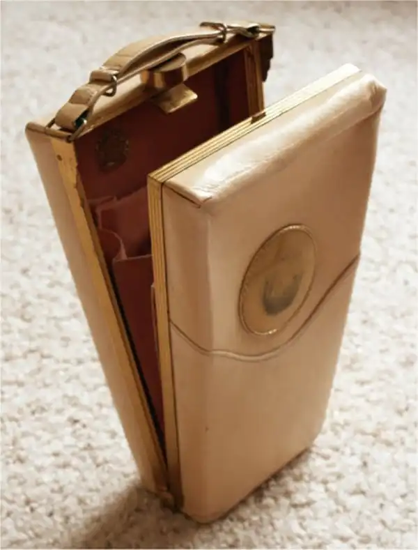 Стильный Dodge, выпущенный в 50-х годах специально для женщин