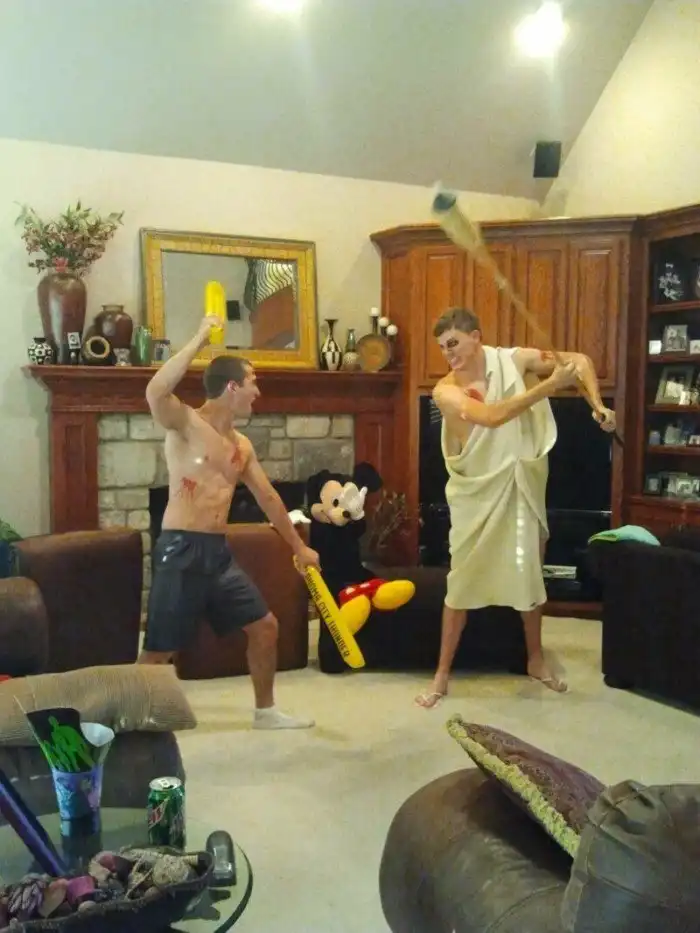 25 фото весёлых мужчин, у которых кое-где заиграло детство