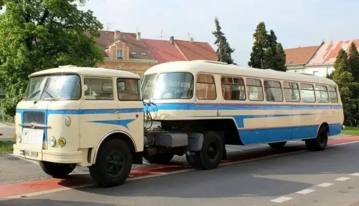 Чехословацкий пассажирский автобус Karosa NO 80