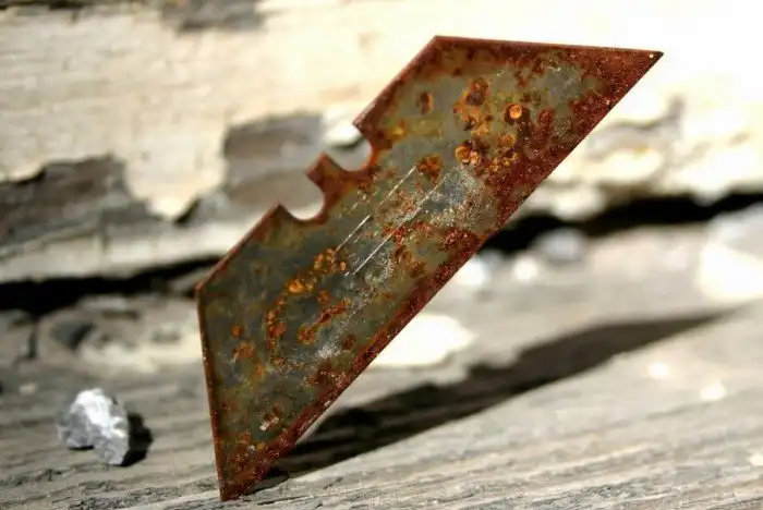 Отчего ржавеет нержавеющая сталь?