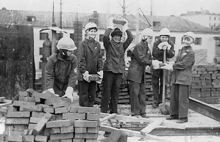 5 вещей на стройках, которые искали дети в СССР