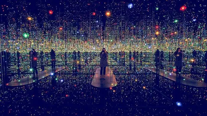 Вся наша реальность — это всего лишь математическая структура. Почему это так? Необычная теория о Вселенной