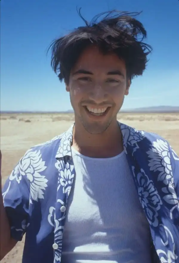 Подборка старых и атмосферных фотографий знаменитостей