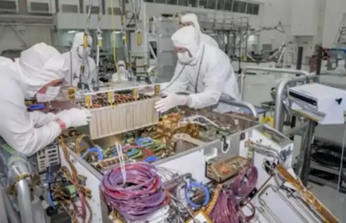 Зачем НАСА уничтожает свои космические аппараты?