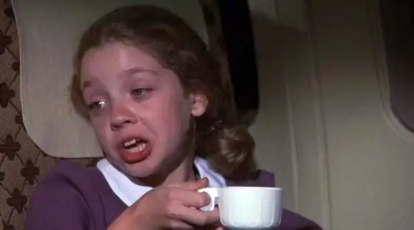 Ну вот и что им теперь делать, а ? Детям запретили брать в лагерь порнографию, алкоголь и сигареты ...