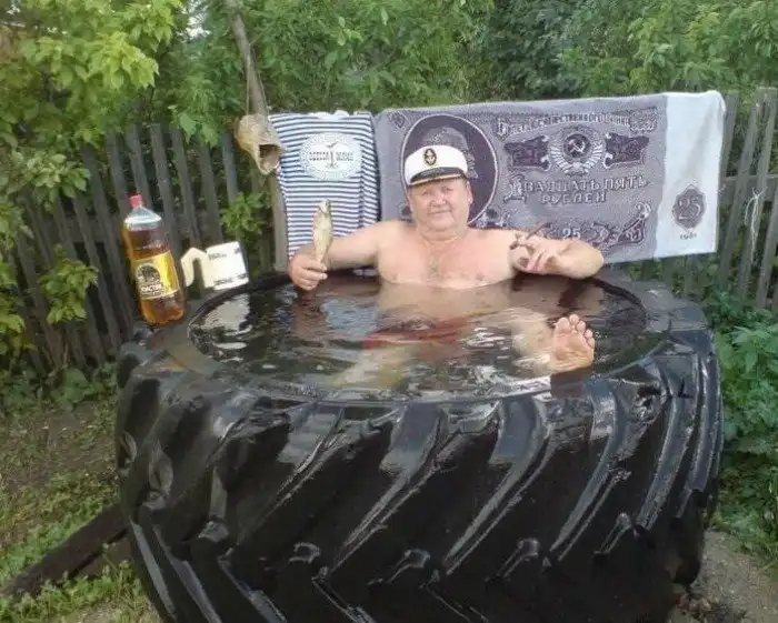 Типичный отпуск-2020: зачетные кадры от тех, кто не поехал на море