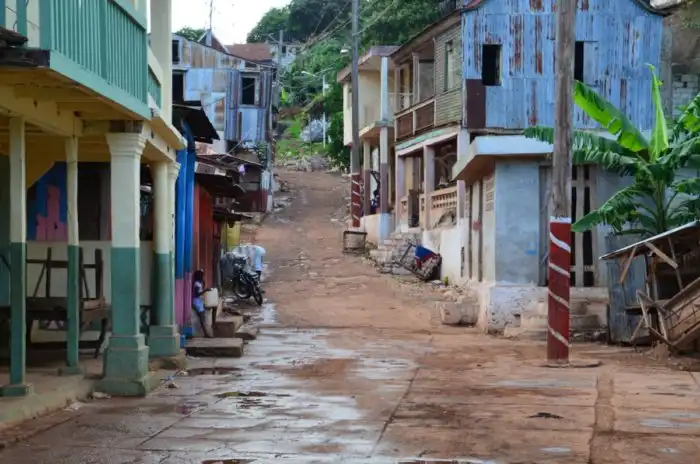 5 стран с богатыми ресурсами, но очень бедным населением