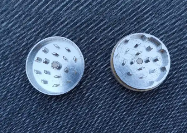 Объясните мне, что это за штуковина