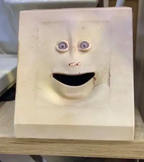 Подборка безумных вещей с барахолок и распродаж