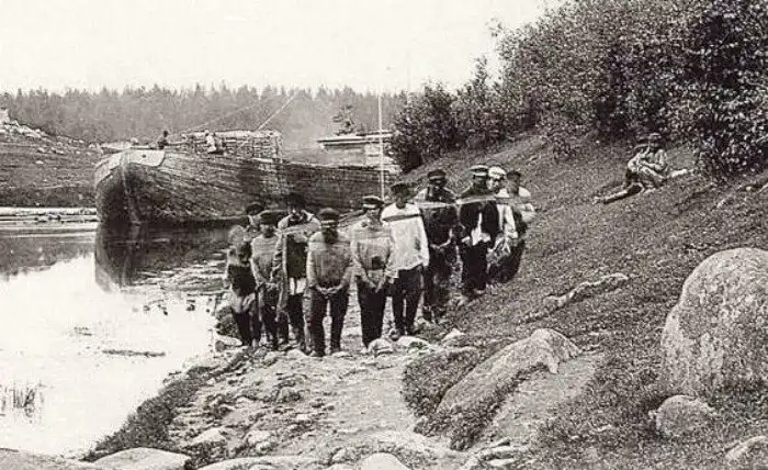 Зачем были нужны бурлаки в эпоху пароходов?