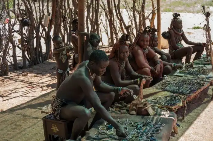 Если люди появились в Африке, почему там не возникло нормальной цивилизации?