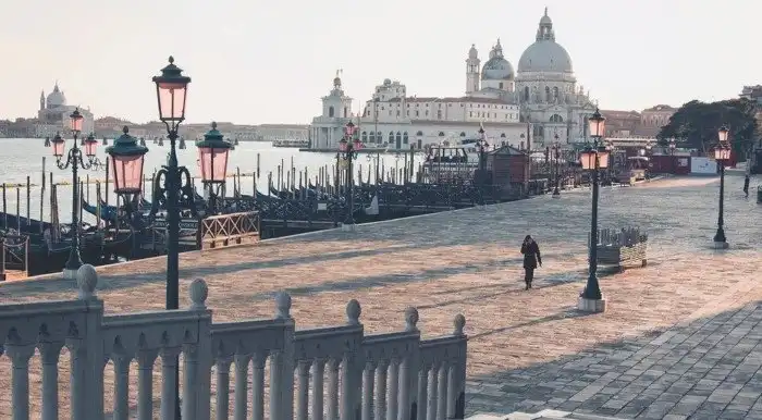 Мир без нас: 15 опустевших тревел-локаций, которые обычно атакуют толпы