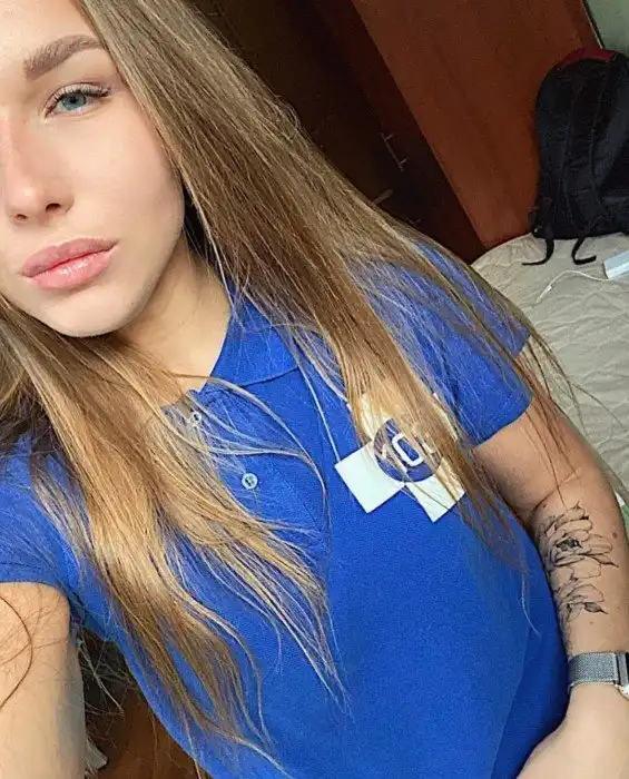 Фельдшеры модельной внешности, которые каждый день рискуют своим здоровьем