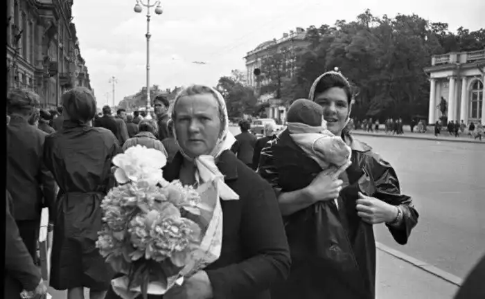 Ленинград 60-х на снимках знаменитого советского фотографа
