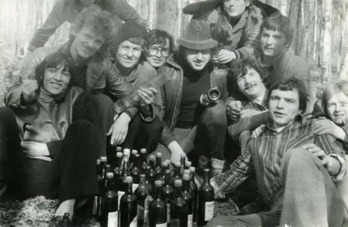 Про зелень стекла. Почему сегодня молодые не понимают, о чём были песни Цоя