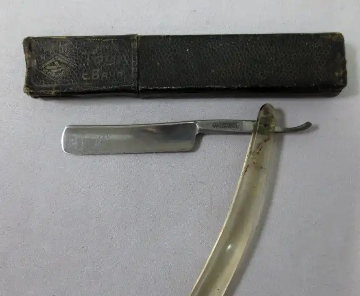 15 вещей родом из СССР, которые когда-то были в каждой квартире