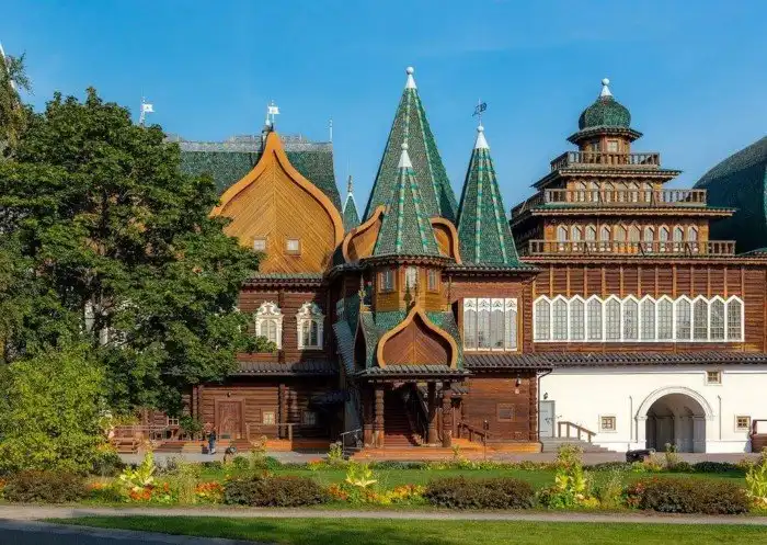 3 лучших экскурсии для школьников в Москве