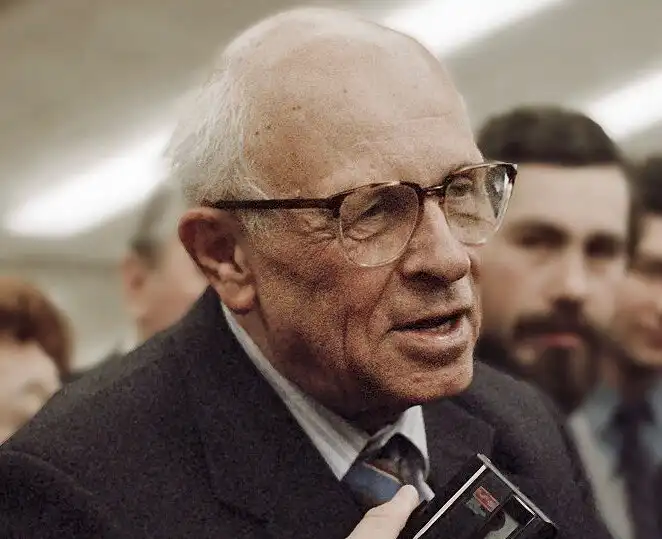 5 выдающихся советских учёных, которых знают во всём мире