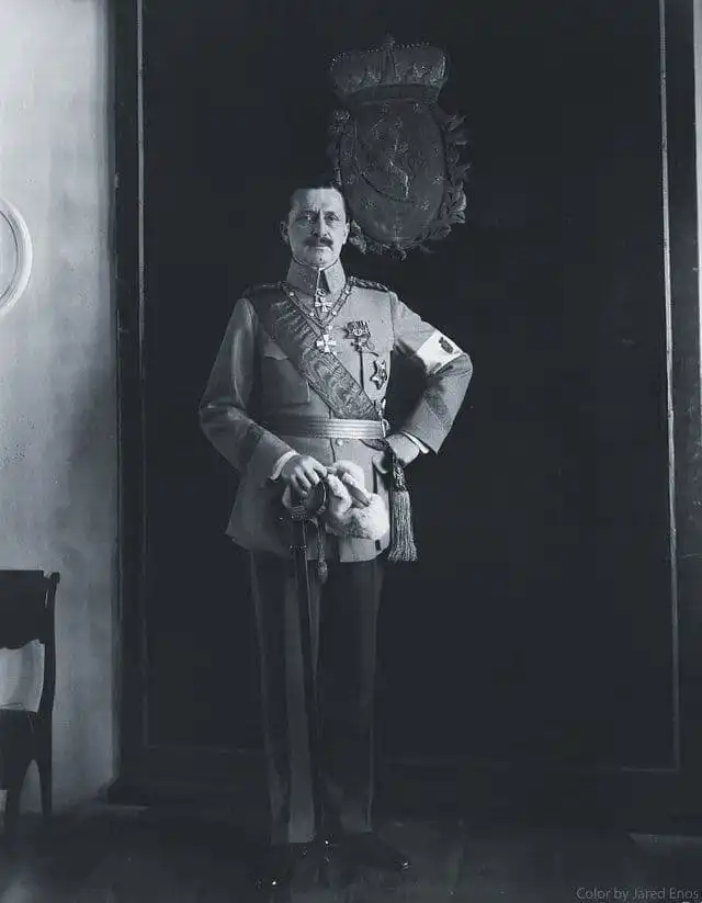 Винегрет архивных кадров