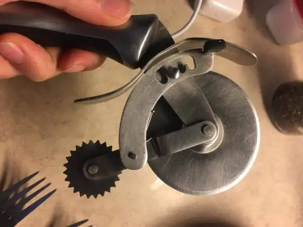 Объясните мне, что это за штука?