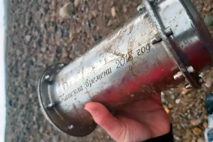 Ирландцы нашли российскую капсулу времени