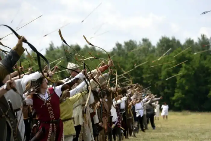 Прямо как стрела. Или всё-таки криво?
