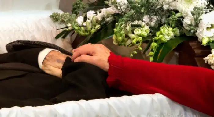 Доставка венков и их модели