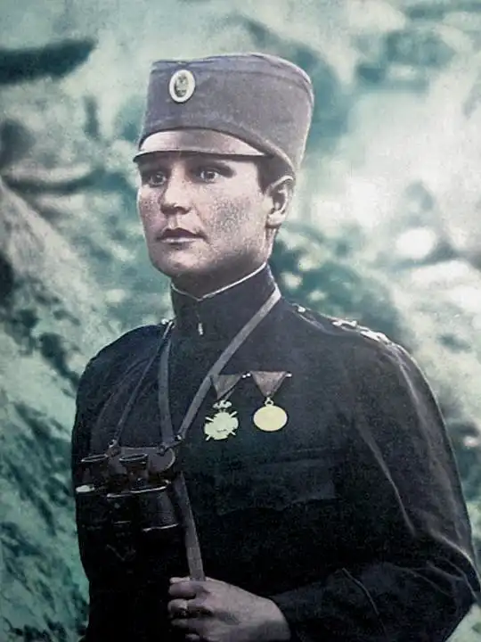 Девушка в рукопашной в одиночку захватила 20 солдат. Удивительная история Милунки Савич