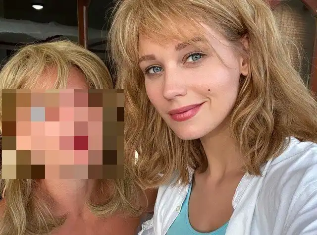 Звезда "Интернов" Кристина Асмус показала сестру Карину, которая стала ее дублершей